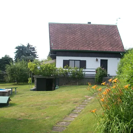 Family House With Pool In Kamenny Privoz, 30 Km From Prague, In Beautiful Nature Kamenny Privoz
